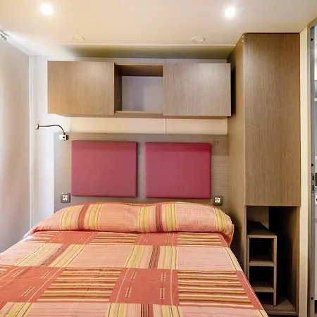 Camping Grande Italia Vulcano 9